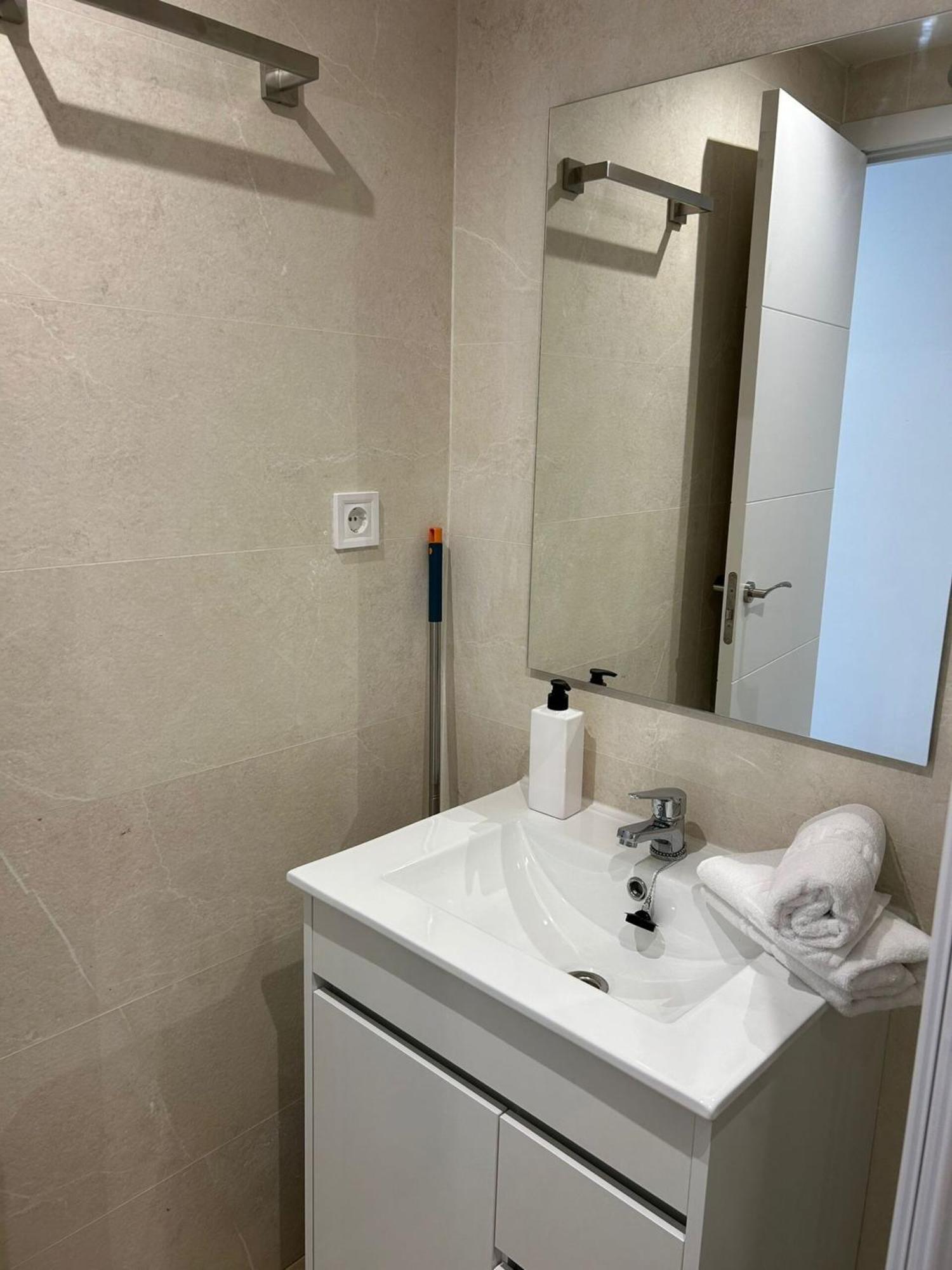 S6 Apartamento Nuevo, Madrid Esterno foto